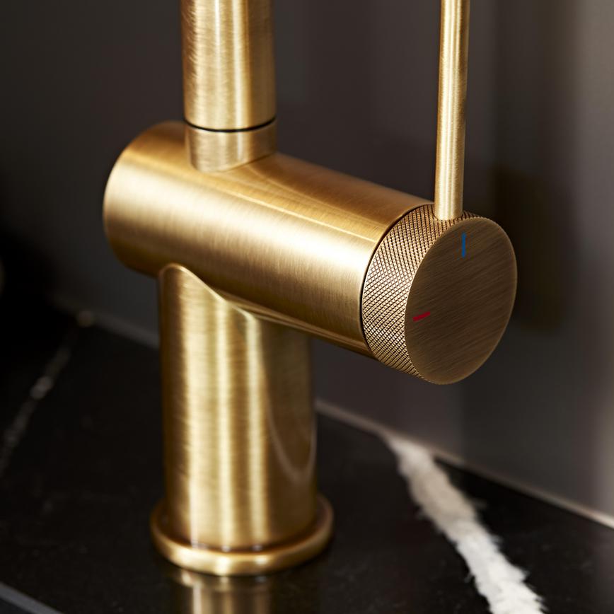 Porlock Brushed Aged Brass Swivel Pull Out Tap Handle