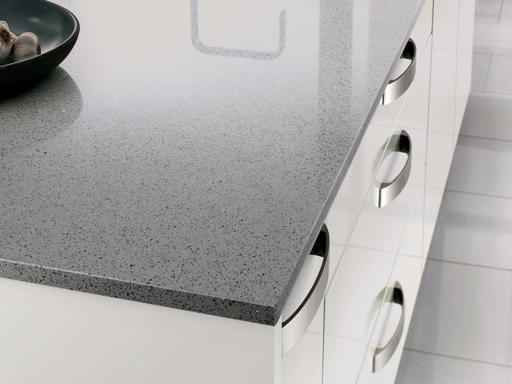 Grey Mirror Chip Quartz Worktop