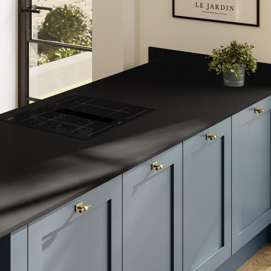 Noir Shimmer Quartz 20mm Island