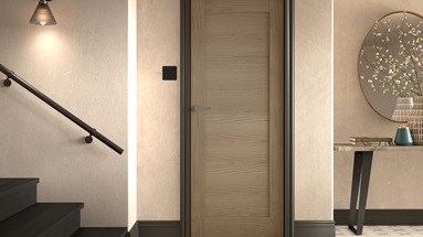 Howdens Shaker Oak 6'6" x 2'6" 1 Panel Door and Chrome Handle