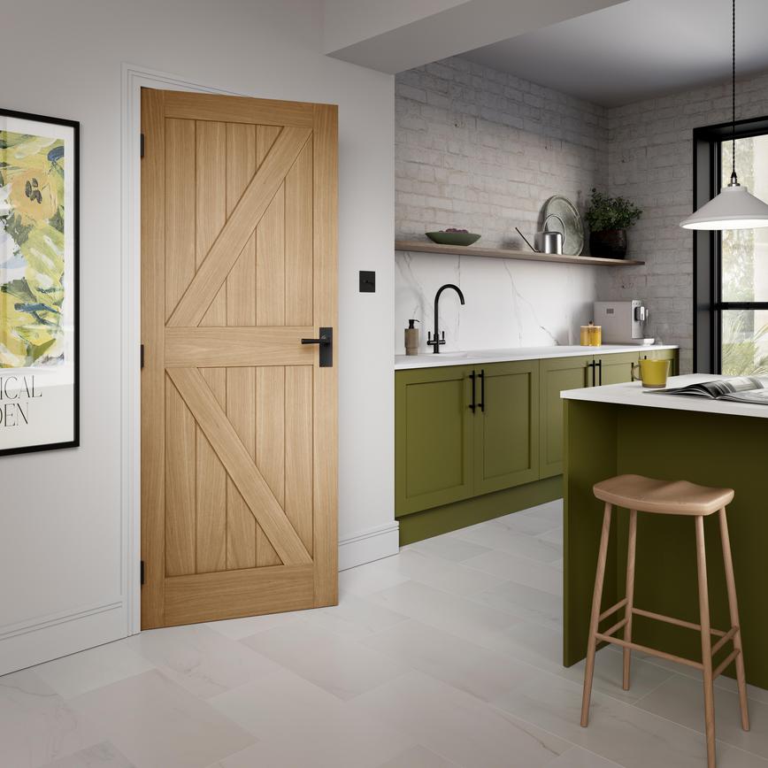 Howdens Barn Oak Pre-Finished Door