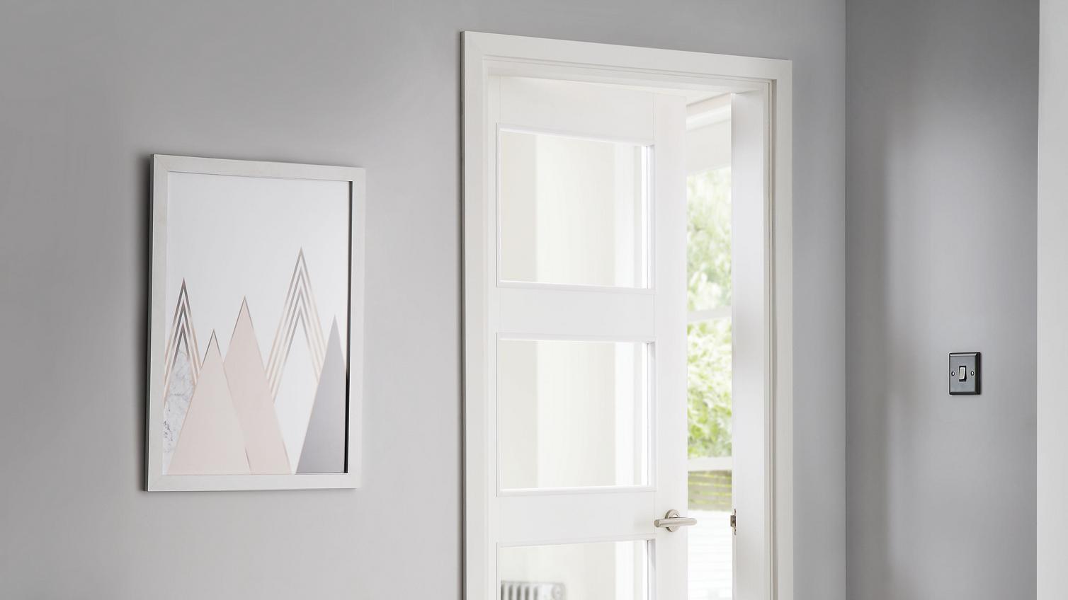 4 Panel Shaker smooth glazed - open