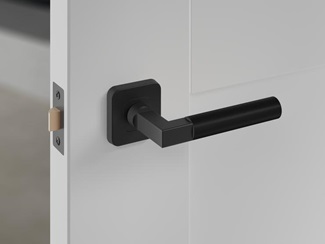 Pre-fin 4 Panel Shaker Smooth 2'0'' Door and Knurled Savio Matt Black Handle Cameo