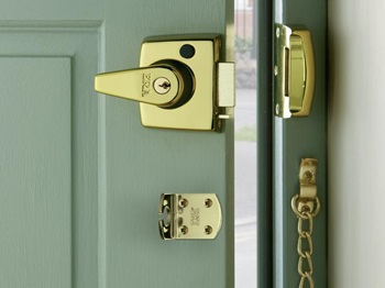 ERA Double Locking Nightlatch Brass Case & Cylinder