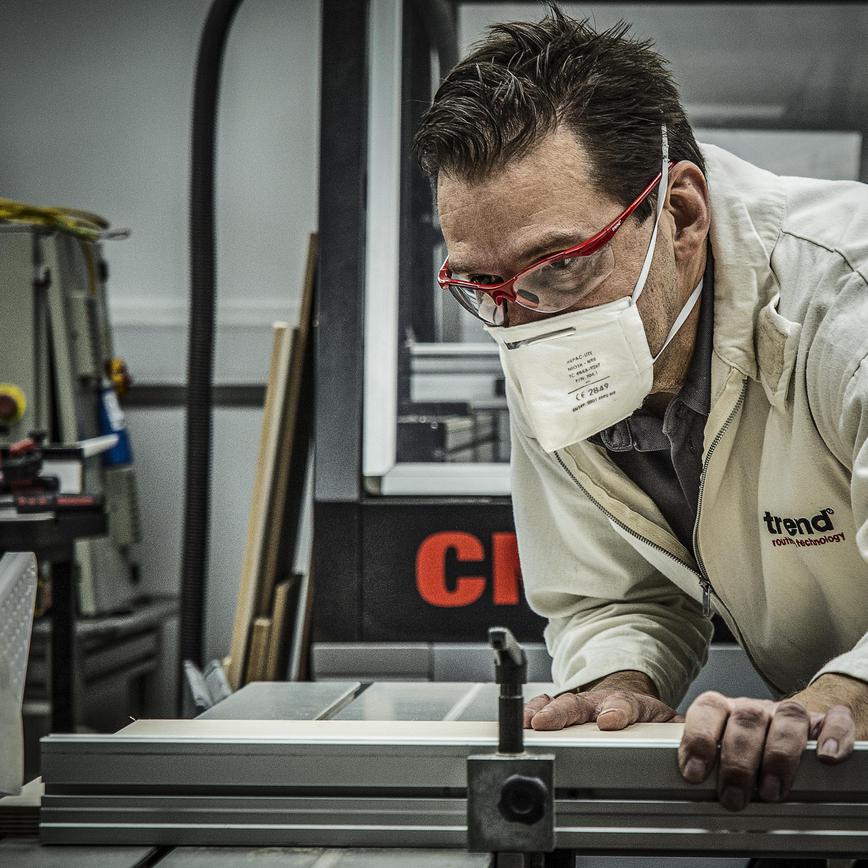 Trend FFP2 Respirator in use with Band Saw