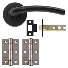 Yarwell Matt Black Lever on Rose Door Handle Pack