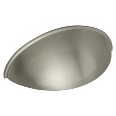 Metric cup handle in brushed nickel