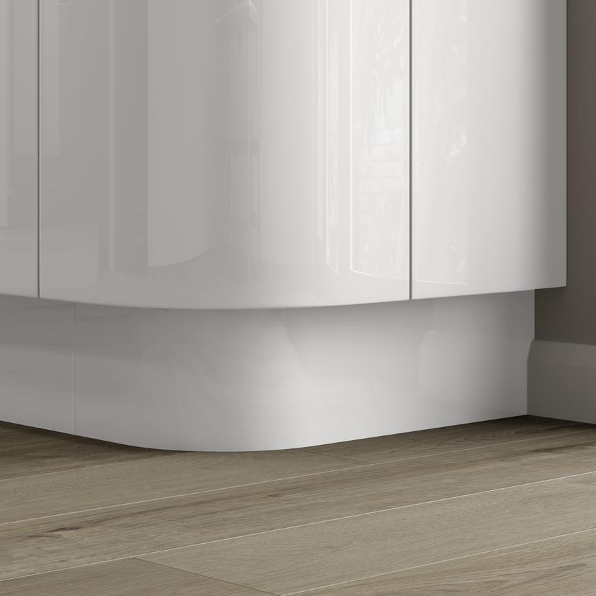Clerkenwell Gloss White 563mm x 18mm Curved Plinth