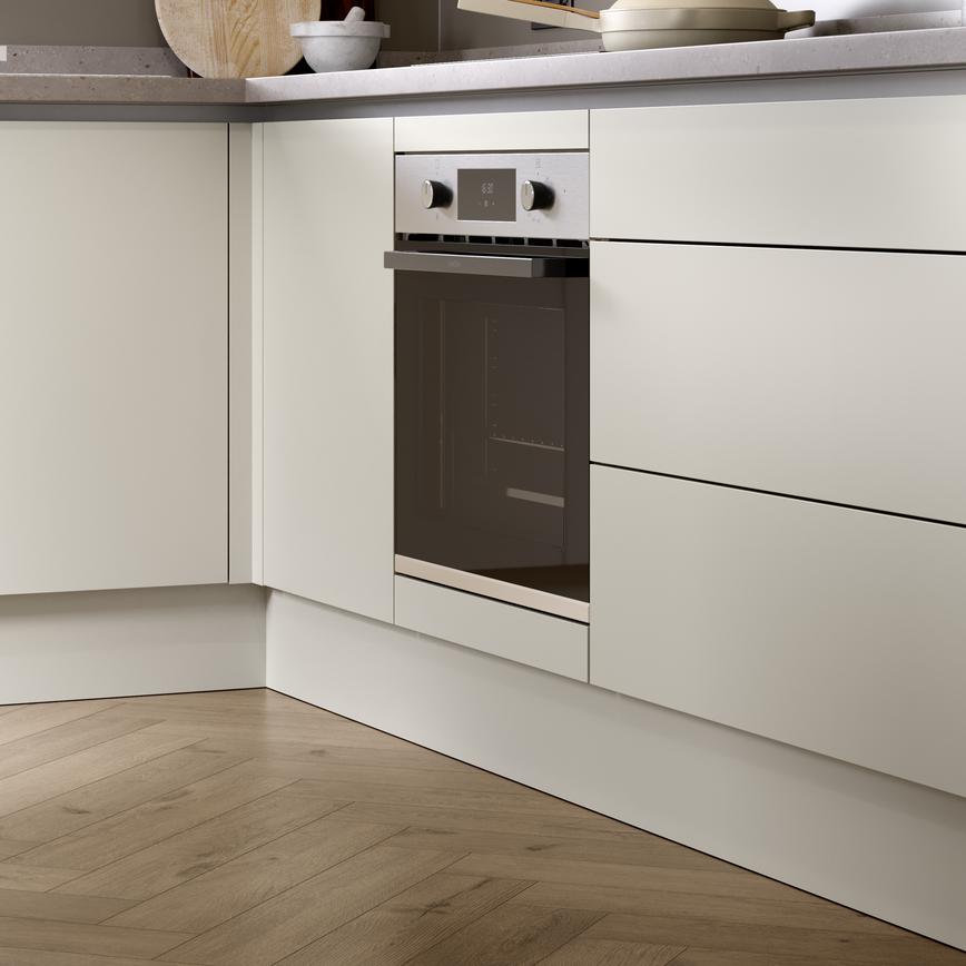 Greenwich Porcelain Handleless  Bank Of Frontals