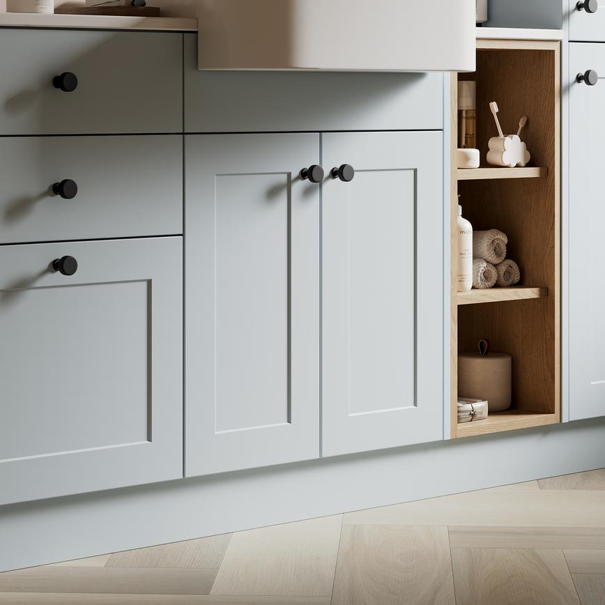 Frome Mist Bathroom Bank of Frontals