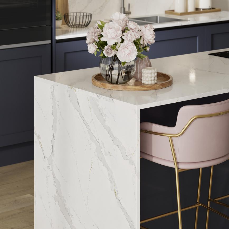 Chilcomb Navy Handleless Island Detail