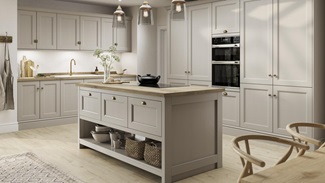 Elmbridge Pebble Main Set Shot