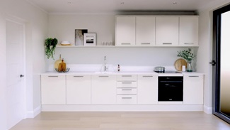 Hockley Super Matt White EKES Single Wall Main Set Shot