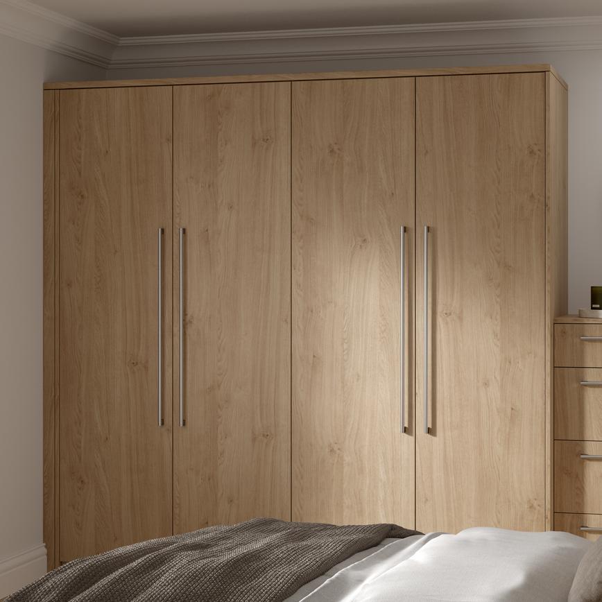 Greenwich Natural Oak Bedroom Warderobe Door Closed